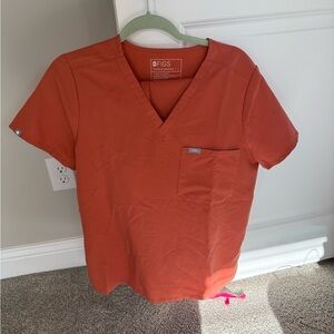 FIGS Women’s Orange Scrub Set